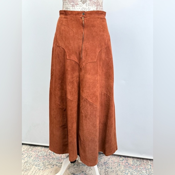 PHOENIX FRONTIER COLLECTION Vintage camel suede maxi skirt size 6. - Picture 5 of 10